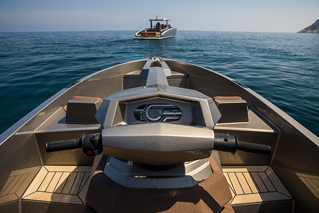 The handlebars of the new Vanqraft VQ16