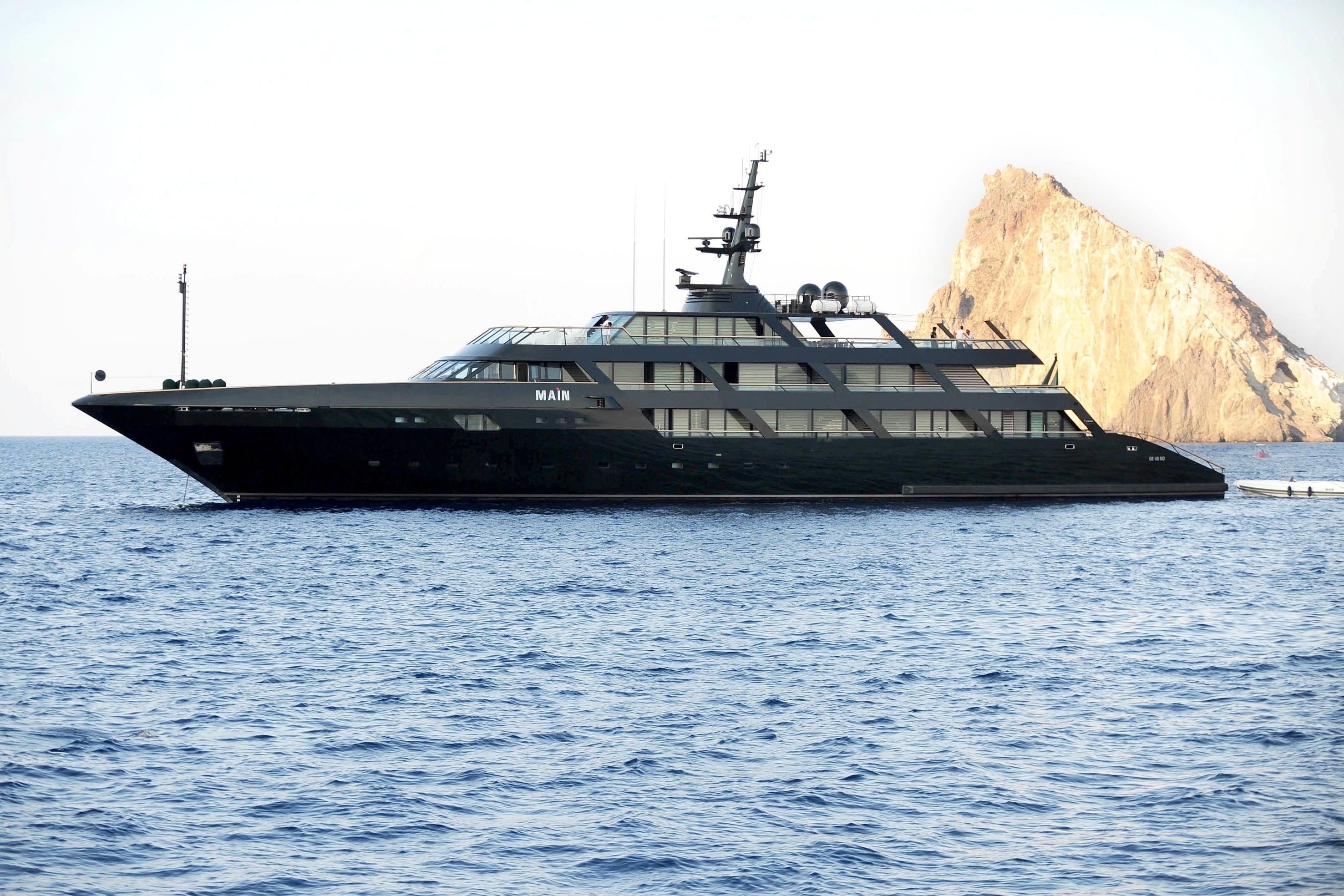Giorgio Armani yacht Main at sea